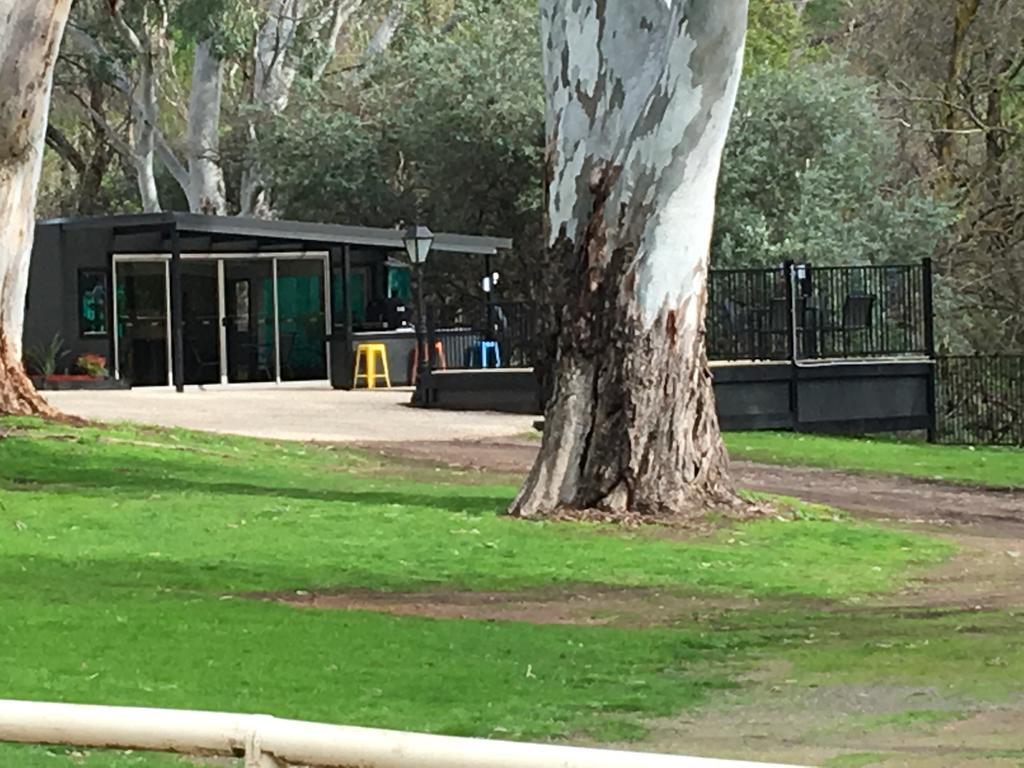 Hotel Adelaide Brownhill Creek Tourist Park Exterior foto